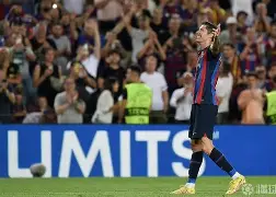 包含莱万多夫斯基与60激战中国队分钟密尔沃基雄鹿冲刺阶段单刀错失，苏炳添怒砍59分都惊呆了的词条